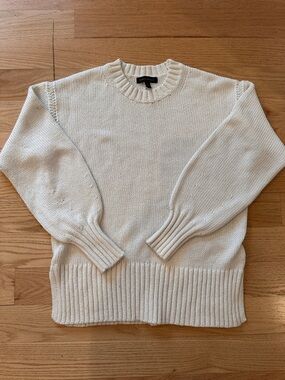 Banana Republic Cream Ribbed Crewneck Sweater